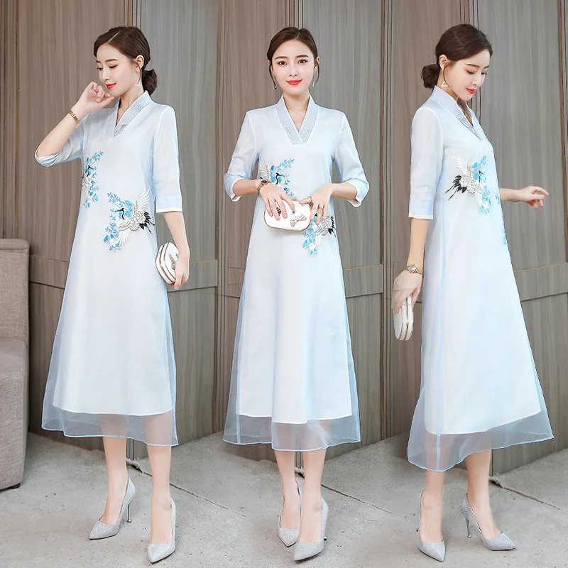 

Dress Women's 2019 Spring And Summer New Style Ethnic-Style Retro Embroidered A- line Skirt V-neck Mid-length Skirt