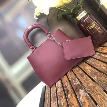 

Luxury Female Handbag 2020 Autumn Winter Women Shoulder Bags Large Capacity Tote Bag Retro Lady Messenger Bags