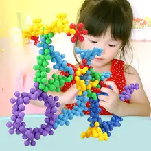 

600Pcs/set Plastic Color Plum Blossom Building Blocks Learning Toys Assembly Interlocking Construction Handcarft Toy for Kids
