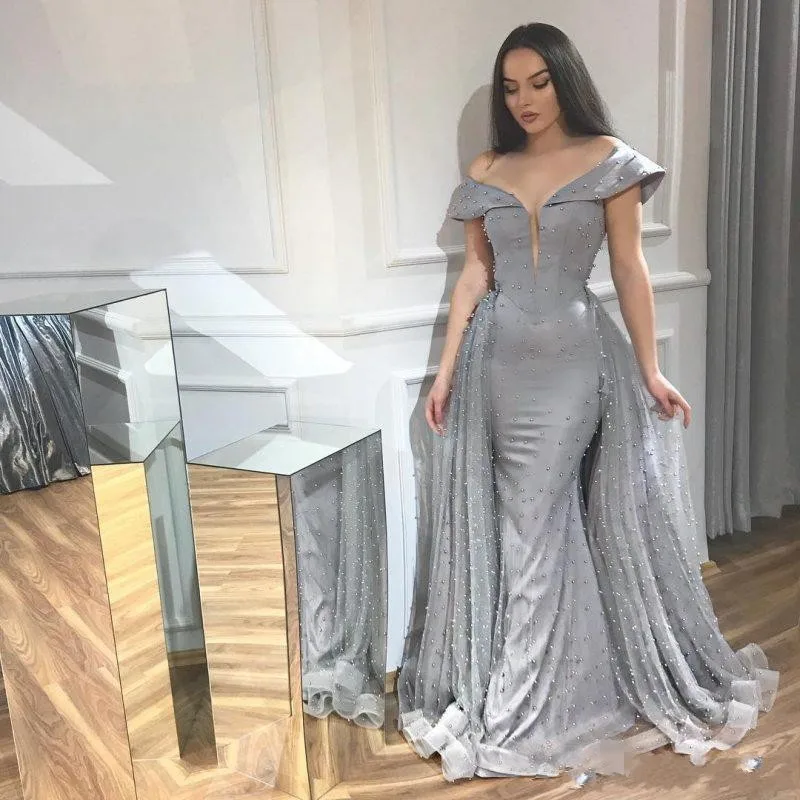 

Abiye Gray Pearls Long Mermaid Evening Dresses With Detachable Train Off Shoulder 2 Pieces Prom Gowns Lace Up Robe De Soiree