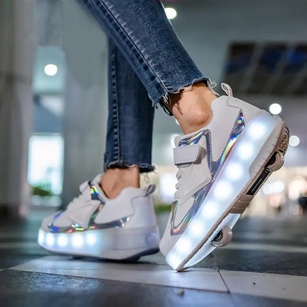 Zapatillas de Skate con ruedas niños, zapatos con 2 ruedas LED, recargables por USB, luminosas y Unisex _ AliExpress Mobile