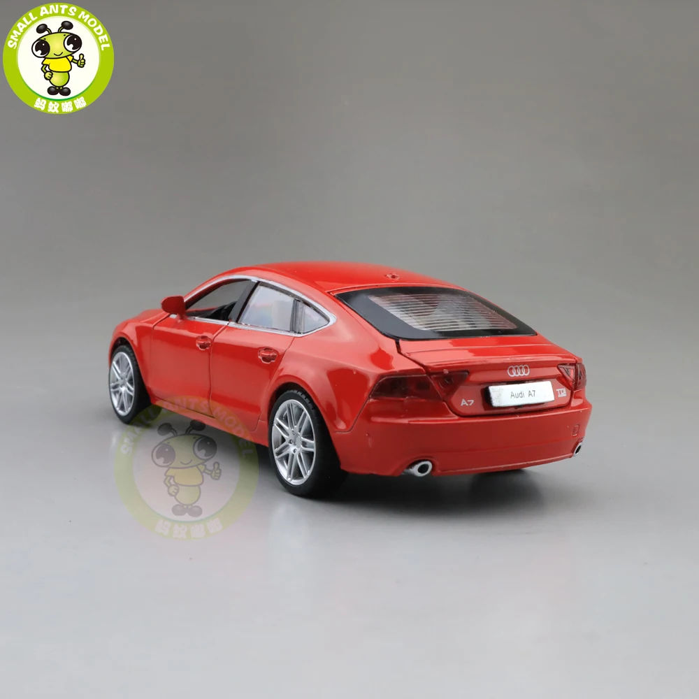 1/32 Audi A7 литая под давлением Модель автомобиля игрушки для детей Детское звуковое освещение Вытяните назад Подарки