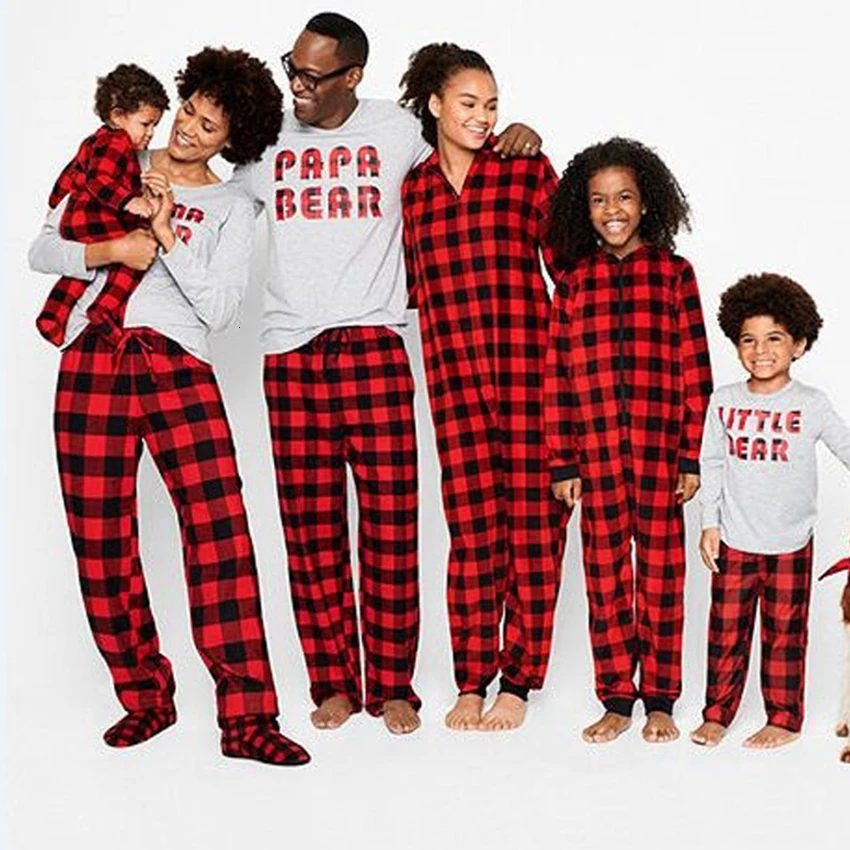 

New Year Christmas Matching Family Clothes Little Bear Mama Papa Pajamas Red Set Family Look Sleepwear Warm Gathering Clothing