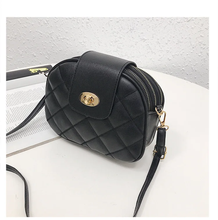 

Bag Women's 2019 New Style Korean-style Crossbody Bag Fashion Rhombus Turnlock Bag Spiraea WOMEN'S Bag
