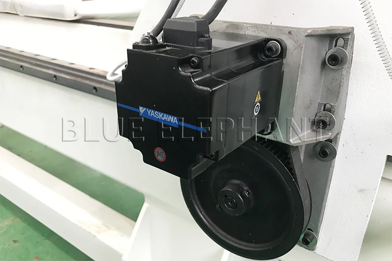 400 Вт Высокая эффективность с двигателем yaskawa для 1530 atc cnc маршрутизатор водяным