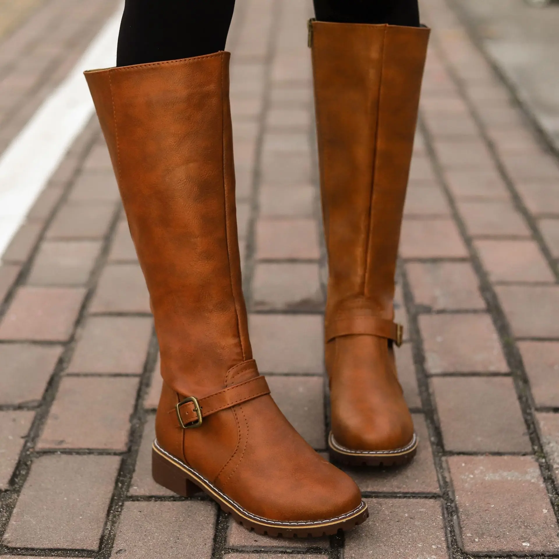 Fujin/большие размеры; военные ботинки; Новинка года; стильные женские рыцарские ботинки в европейском и американском стиле на шнуровке с высоким голенищем; с пряжкой и боковой молнией