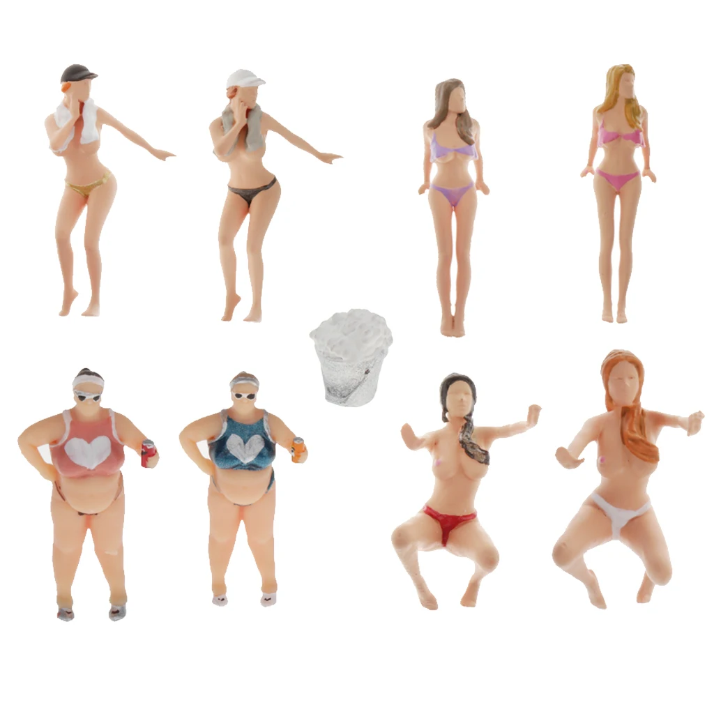 1:64 Scale Miniature Bikini Car Wash Girl Model Realistic Action Figure DIY Layout Scenery Accs