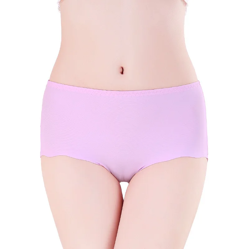 4XL Плюс Размер льняные шелковые трусики для пухленьких женщин средняя талия Твердые Большие размеры большие размеры Бесшовные женские нижнее белье простые Breifs - Цвет: light pink