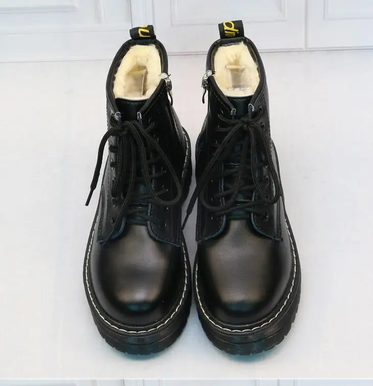 Женские ботильоны на плоской платформе; весенние ботинки; черные туфли на толстой подошве со шнуровкой; модные вечерние туфли - Цвет: black with fur