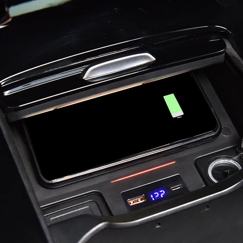 For Mercedes Benz CLA W177 W247 A180 AMG A35L GLB 200 2019 2020 car QI wireless charging phone charger accessories for iPhone 8