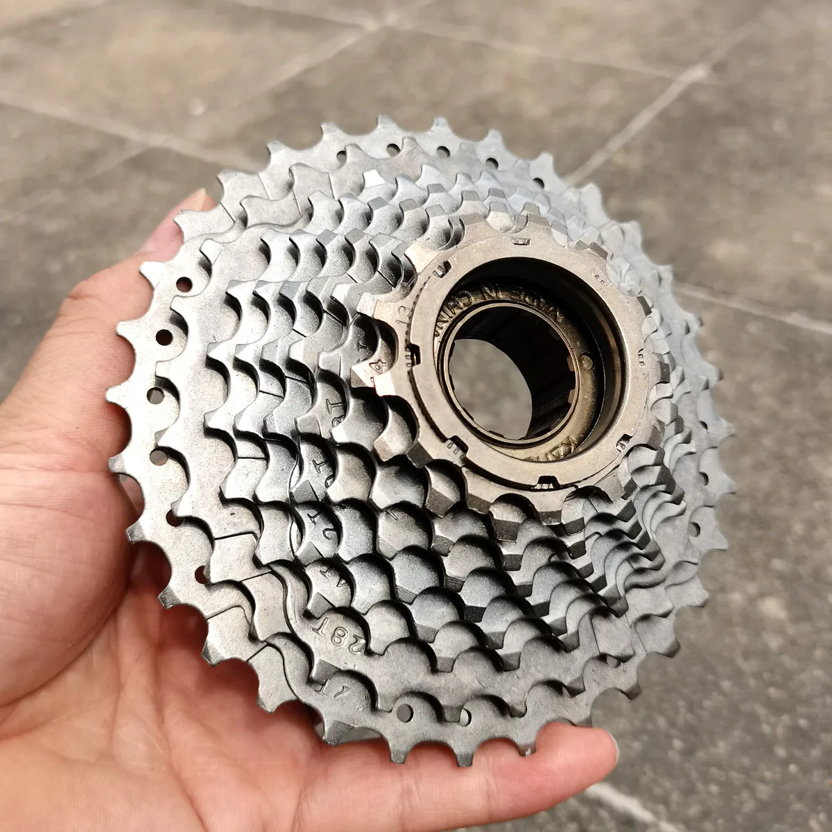 Mountainbikeflywheelbicyclemodifiedthreadedflywheel89speed28T