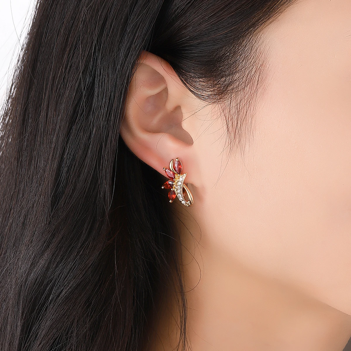 Hanreshe Mini Blue Green Earring Horse Natural Zircon Stud Earrings Wedding Party Gothic Cute Jewelry Crystal Women Gift stud earrings