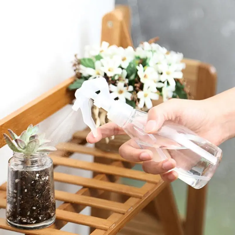 200ML Portable Sprayer Bottle Transparent Plastic Sprayer Refillable Pump Sprayer Garden Sapling Sprayer Watering Spray Tools