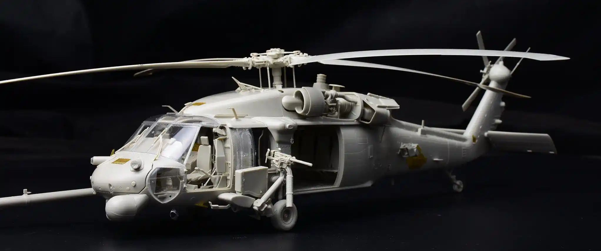 Kitty Hawk 1/35 KH50006 HH 60G "Pave hawk“ Helicopter Plastic Model Kit