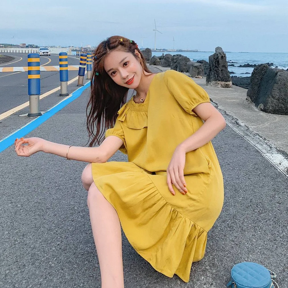 

Photo Shoot Oxygen GIRL'S Playful Yellow Mid-length V-neck Non-symmetrical Shirred Loose-Fit by Age Flounced Dress