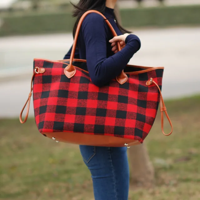 The Grinch Black And Red Plaid Handbag - Tagotee