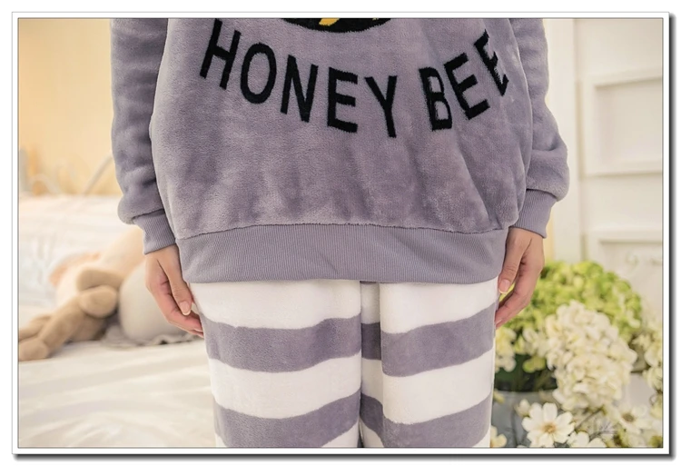 Thick Warm Flannel Pajama Sets For Women Winter Long Sleeve Coral Velvet Pyjama Girls Cute Cartoon Honey Bee Sleepwear Suit
