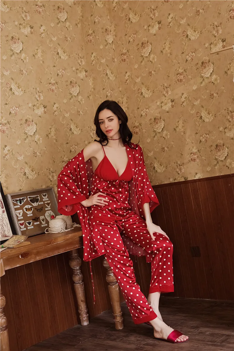 11676808095_1992033555