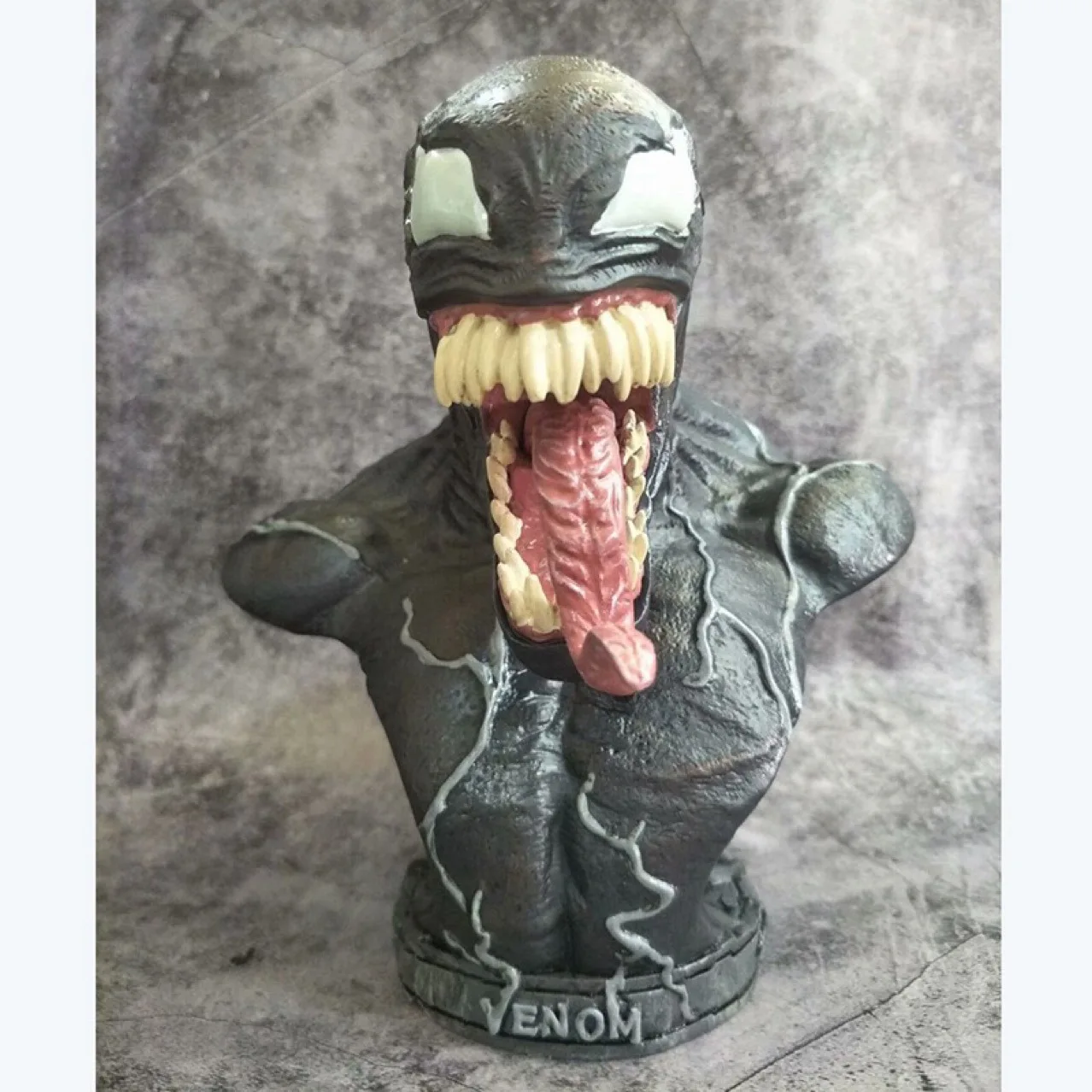 

Venom: Deadly Guardian Meng Venom Two Style Figurine Model Doll Garage Kit Decoration Gift
