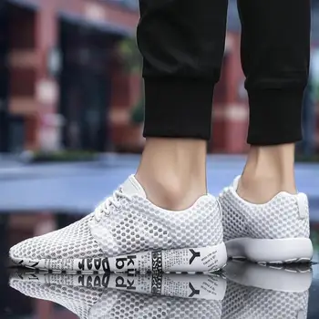 

Breathable Men Sneakers Fashion Lightweight Comfortable Mesh Summer Shoes Men Tenis High Quality Black White Male Shoes Casual