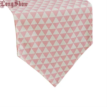 

Fresh Pink Colour Geometric Pattern Lovely Table Runner Japanese Style Cotton Linen Fabric For Home Party Decoration