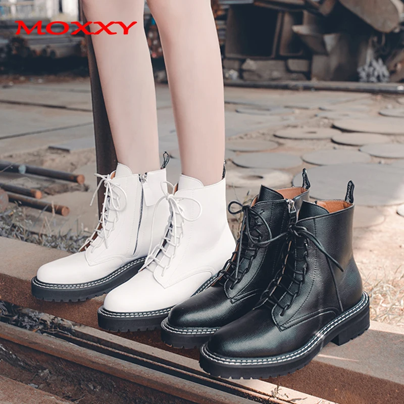 2019 New Fall Black White Boots Combat Martin Boots Women Leather Motorcycle Cowboy Platform Boots Punk Ankle Boots Women Shoes