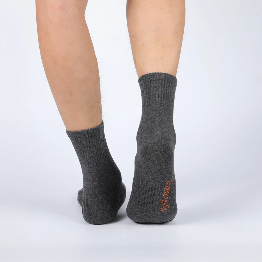 Sports Socks Men Solid Color Cotton Long Running Outdoor Athletic Camping Hiking Sock Comfortable Travel Casual 3 Colors