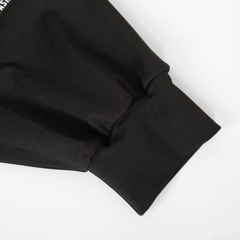 11927573083_1966242478