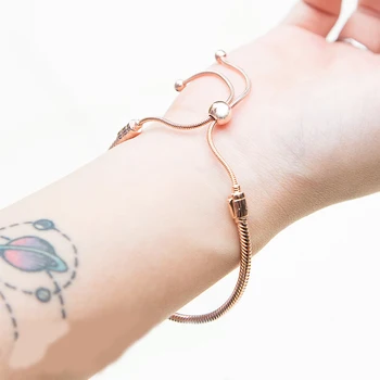 

LISM [Wholesale] 2019 Winter New Moments Sliding Snake Bracelet 1: 1 Ms. Fashion Gift 925 Silver DIY Original Jewelry