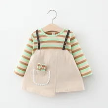 Г. Детская одежда для девочек; весеннее платье в полоску с поясом;