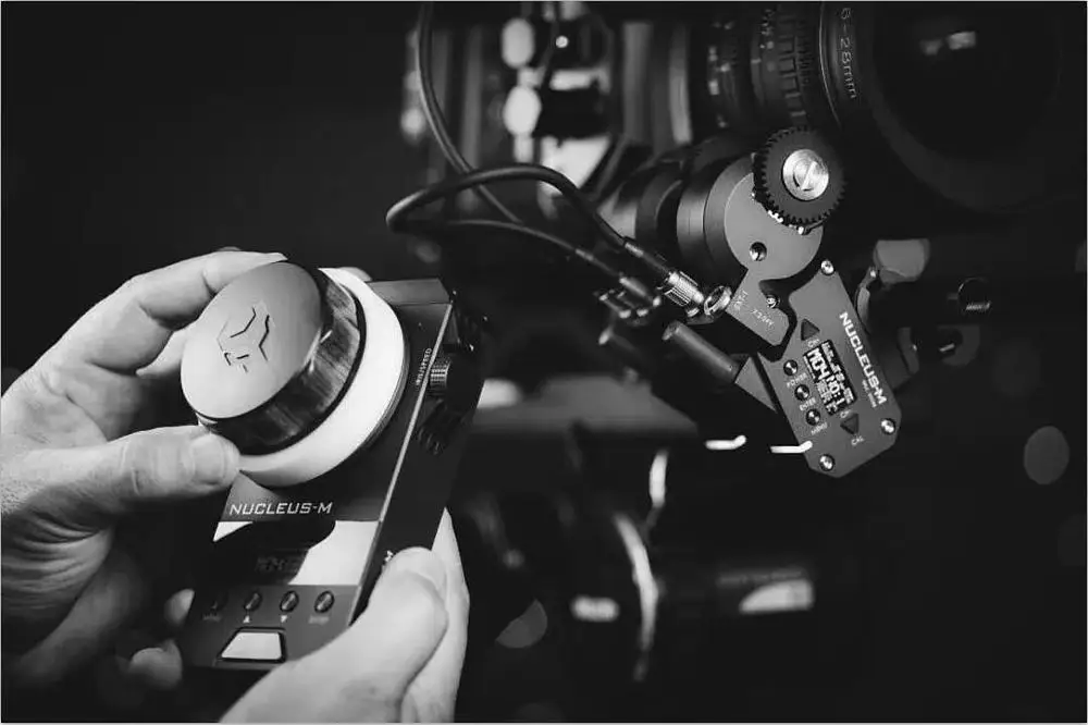 Tilta для непрерывного изменения фокусировки камеры ядро-м Мотор контроллер масштабирования Беспроводная линза Управление Системы WLC-T03-K4 для 3-осевому гидростабилизатору DJI RONIN S ZHIYUN