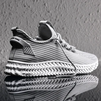 

Men's Casual Shoes 2020 New Fashion Shoes Men Vulcanized Shoes Flyknit Breathable Mesh Men Sheos Light Men Sneakers Footwear