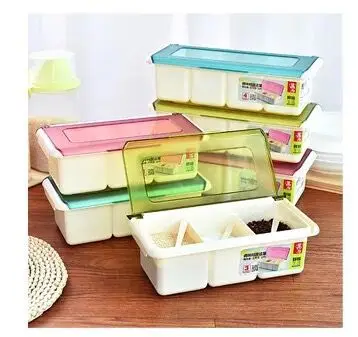 

Kitchen Seasoning Box with Spoon Transparent Seasoning Containers Plastic Seasoning Box Flip Three Grid Four Grid Aginomoto Box