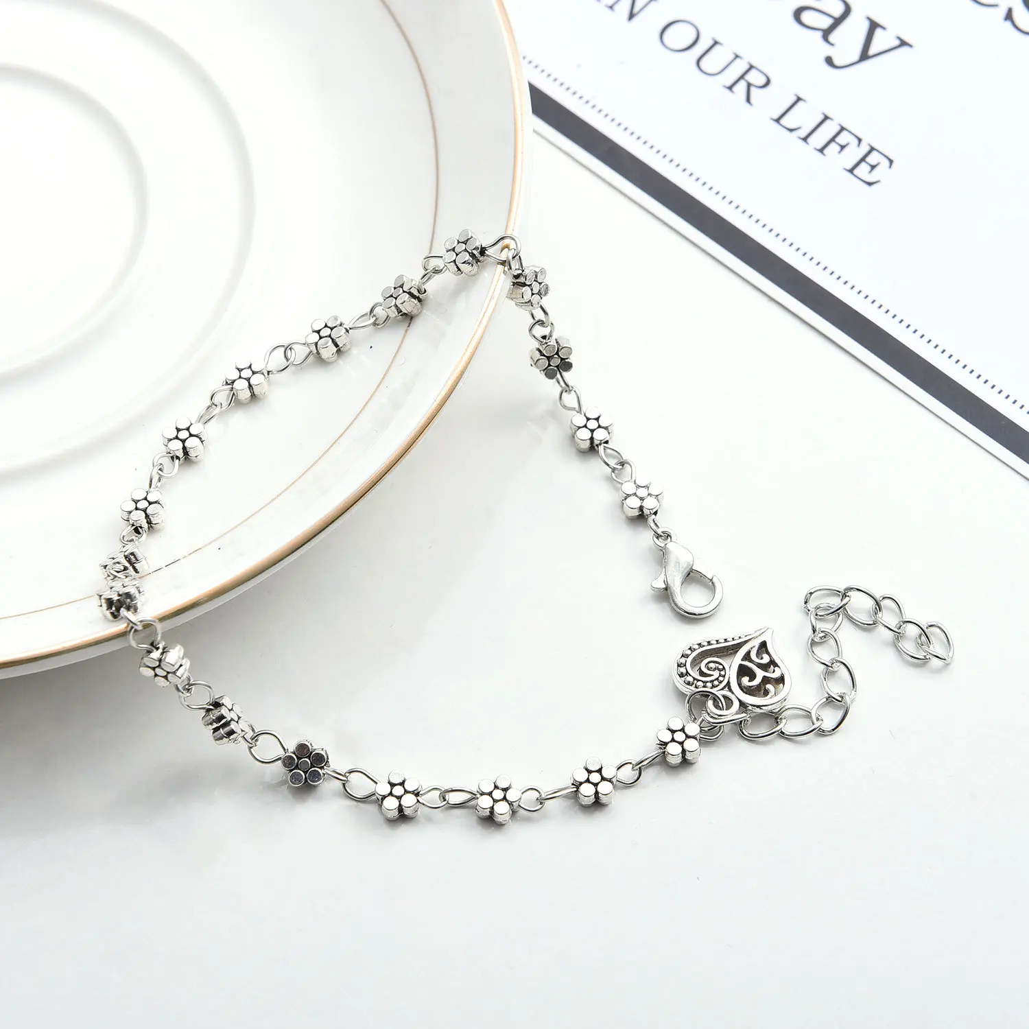 Аксессуары ажурные сердца винтажные Цветочные украшения для ног весенние и