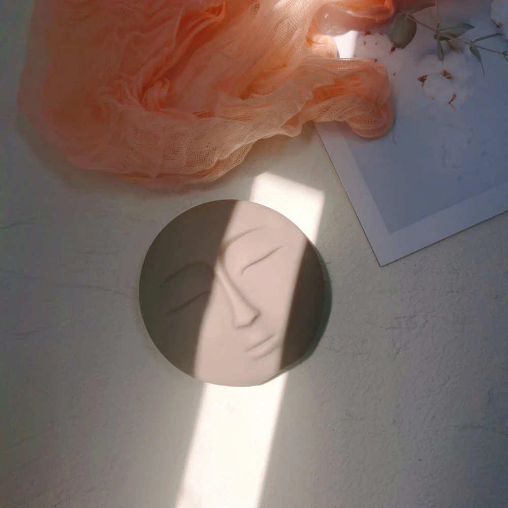 

Newest Design Human Body Artistic Face Shape Silicone Mould Luna Moon Face Candle Mold For DIY Candle Making Tools