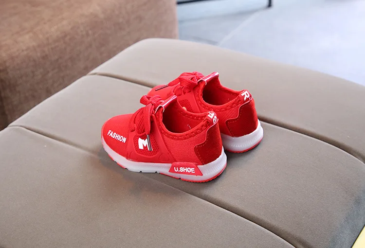 comfortable sandals child Sneakers Luminous Kids Kid Shoes Children Boys Air Mesh Breathable Sneakers basket anfant fille Kids Glowing Sneakers Size 21-30 extra wide children's shoes