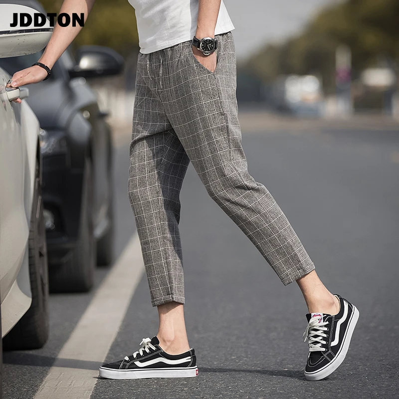 JDDTON Mens Linen Plaid Pants Jogger Sweatpant Casual Hip Hop Streetwear Loose Ankle-Length Pant Male Fashion Thin Trouser JE277 JDDTON Mens Linen Plaid Pants Jogger Sweatpant Casual Hip Hop Streetwear Loose Ankle-Length Pant Male Fashion Thin Trouser JE277