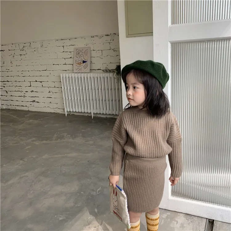 Новая детская зимняя одежда в Корейском стиле для маленьких девочек, шерстяной вязаный свитер и юбка, комплекты из двух предметов, одежда для детей