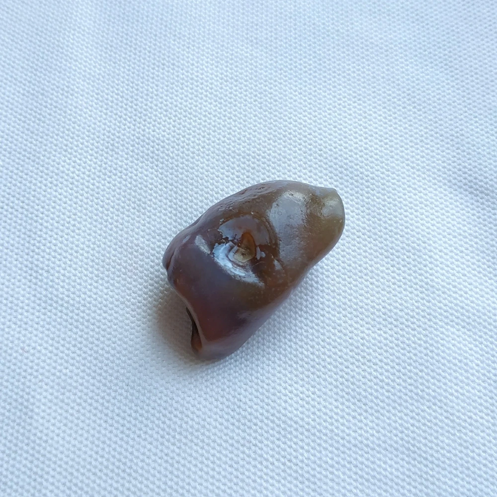 Natural beautiful stone Ornamental raw stone raw agate Silk Road Collectibles unique collection Natural beautiful stone Ornamental raw stone raw agate Silk Road Collectibles unique collection