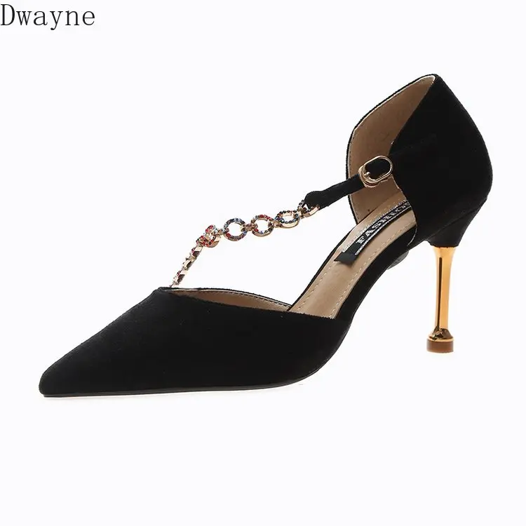 

2019 spring new fashion pointed rhinestone metal chain buckle single shoes female thin with shallow mouth wild high heels