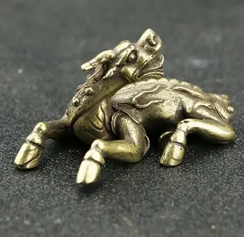 

Chinese New Collection Decorative Brass Fenghsui Wealth Bronze Wares Play Pure Copper Mythical Animals Kirin Statue