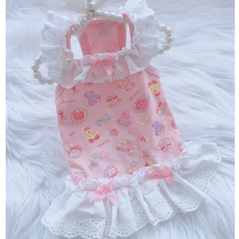 pink dress