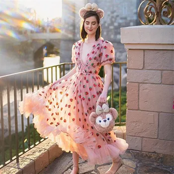 

2020 Spring New Arrival Women Sexy Dress V-neck Strawberry Pattern Short Sleeve Party Dress Mesh Sexy Dress Runway Dress