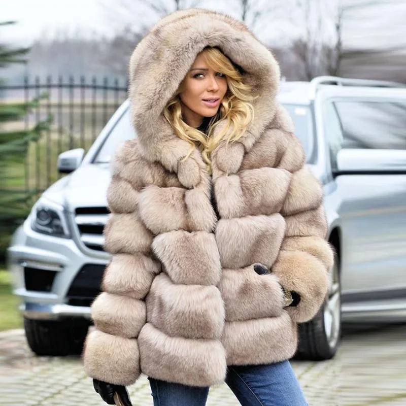 Новые зимние пальто из натурального Лисьего меха для женщин с капюшоном, уличная теплая Толстая Меховая куртка из натурального меха лисы, верхняя одежда