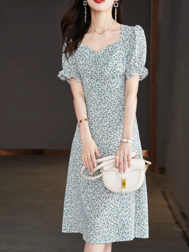 

The new summer French sweet breeze dress/Heart-necked chiffon floral dress