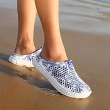 Новое поступление года; летние женские босоножки для студентов; Сабо высокого качества с разноцветным принтом; садовая обувь; пляжные сабо на плоской подошве