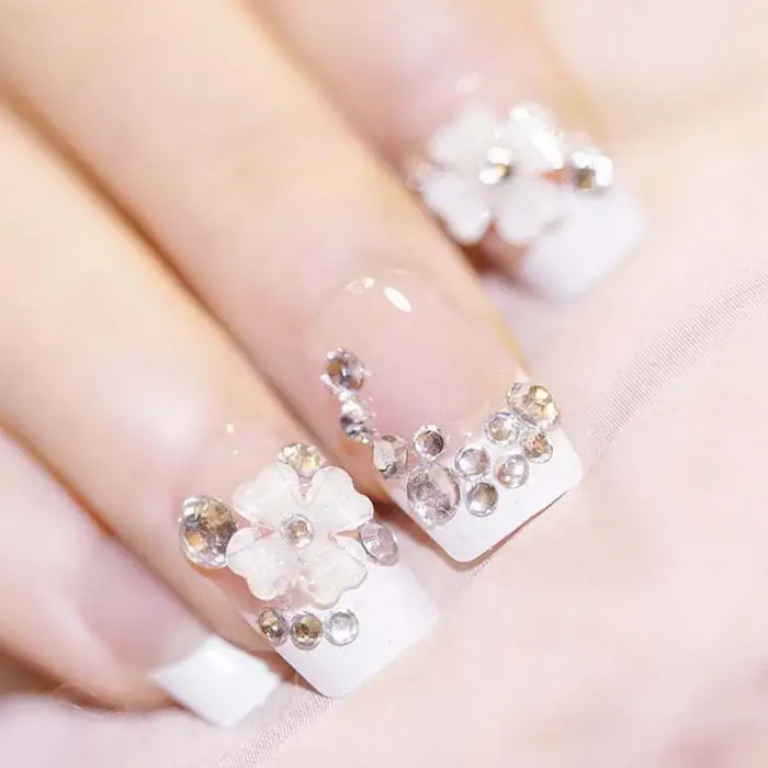 24 шт./компл. предварительно дизайн цветок алмаз носимые поддельные ногти с задней наклейкой невесты маникюрные инструменты квадратный искусственный гвоздь с клеем
