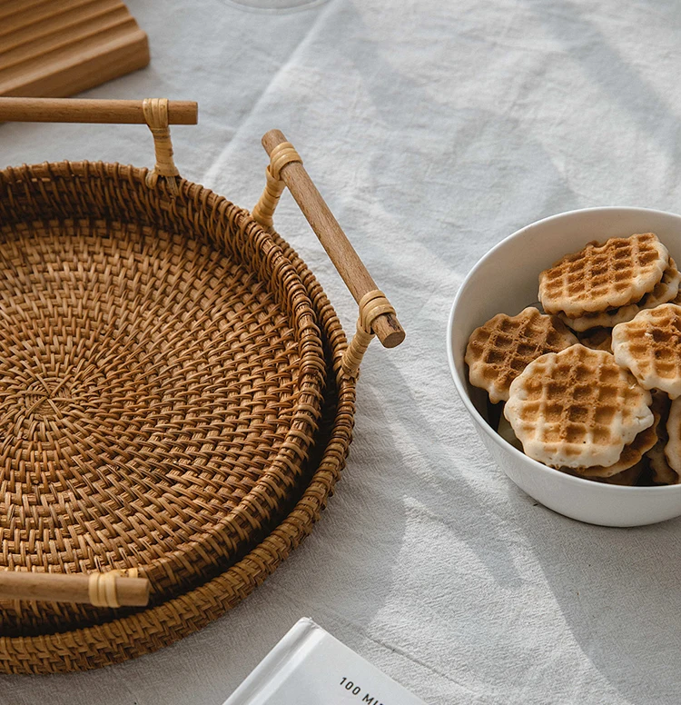 Rattan-Dessert-Plate-Round-Serving-Tray-with-Handle-Coffee-Bread-Plates-Desserts-Ftuit-Food-Organizer-Platter-Home-Table-Decor-010