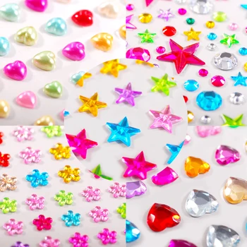 

Self Adhesive Rhinestone Stickers The Shape of Star Heart and Flower Acrylic Mix Color Gems For Nail Art Decoration Set of 5
