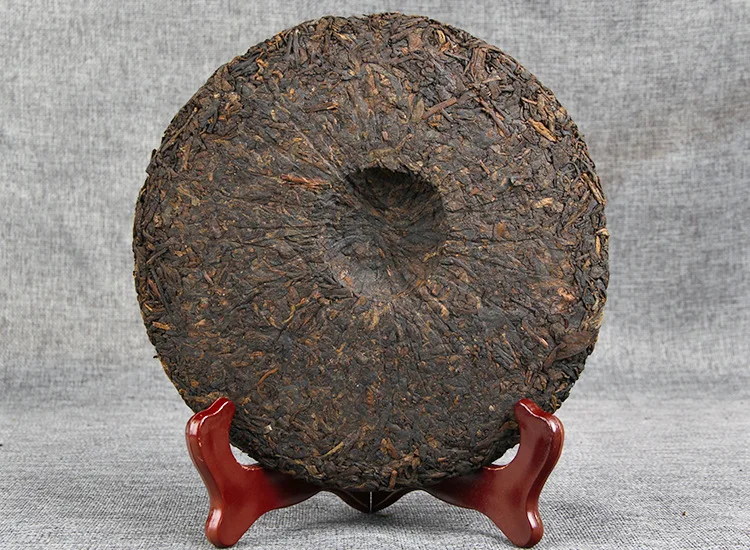 Yunnan Menghai Qizi Cake Tea Collection Made by 2013 Ripe Pu'er Shu Pu'er Tea 357g